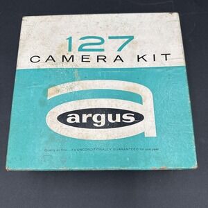 Vintage Argus Camera Kit #127 with Flash Comes in Original Box NOT Tested